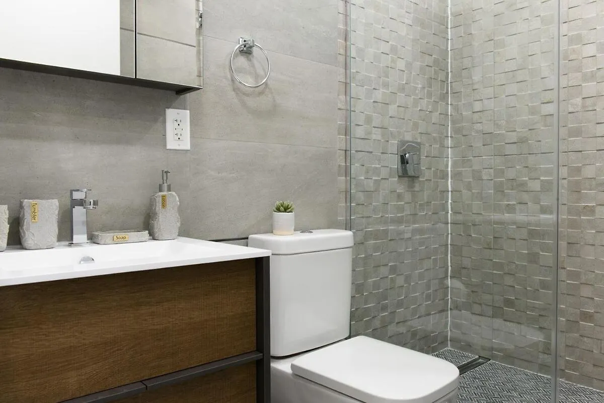 75-2C Furnished 1Br W&D Elev Wd Central Park Нью-Йорк США