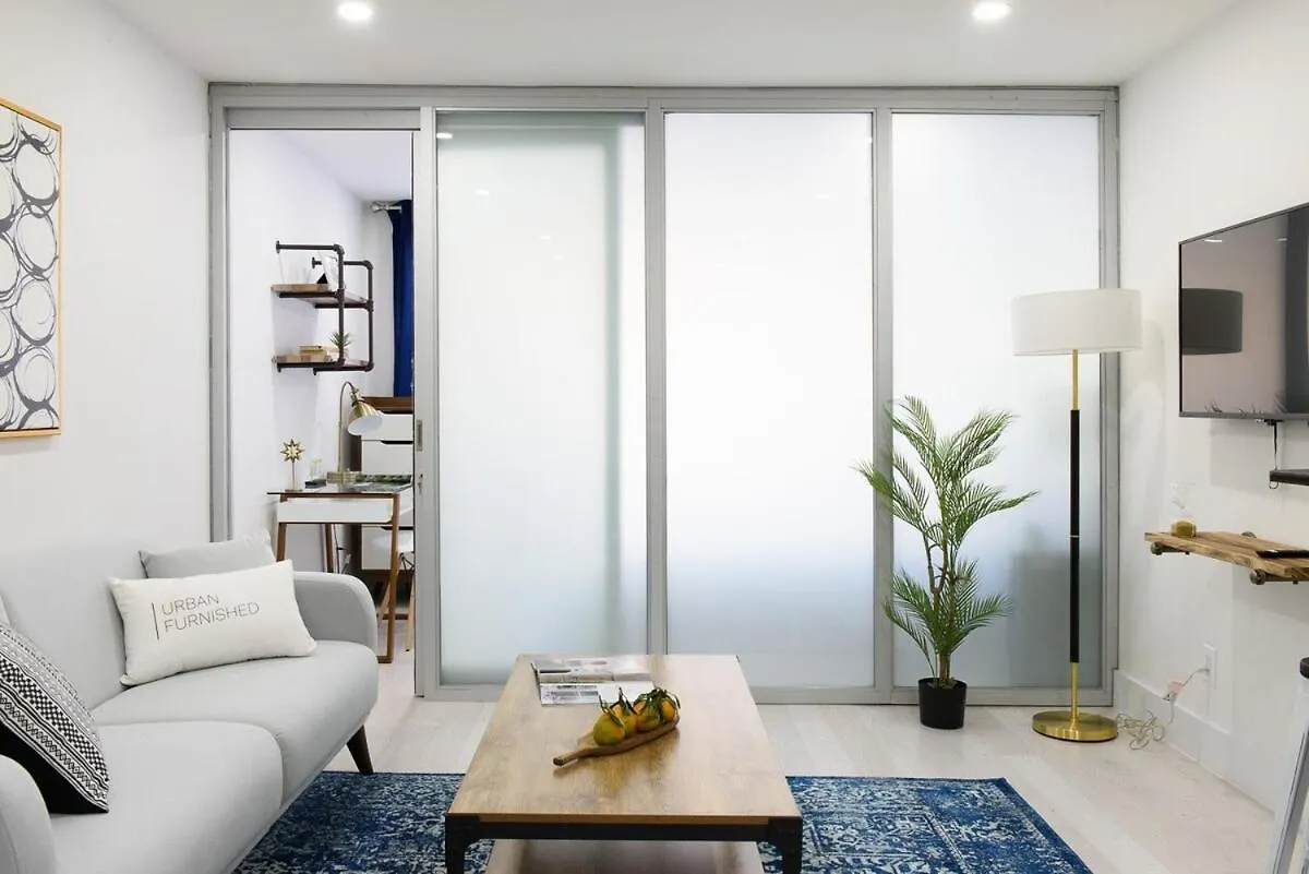 75-2C Furnished 1Br W&D Elev Wd Central Park Нью-Йорк Апартаменты